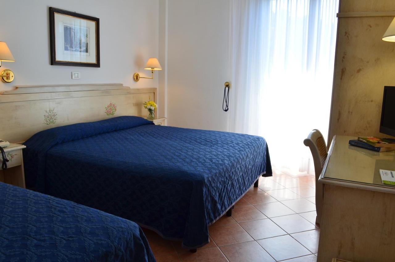 Hotel I Due Gabbiani Citr 9006 Andora Exterior foto